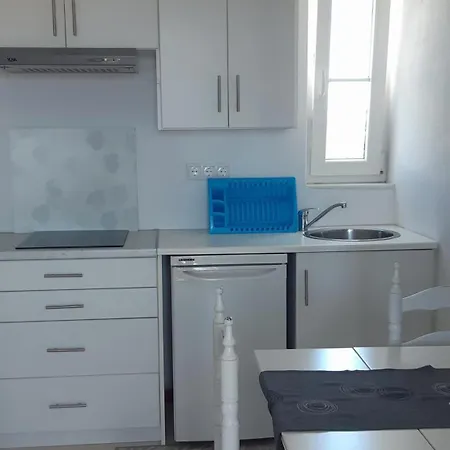 アパート Haus Asterakia Aliko Beach
